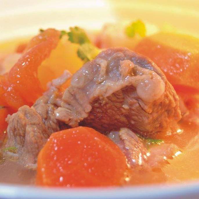 「家有大厨」西红柿牛腩汤