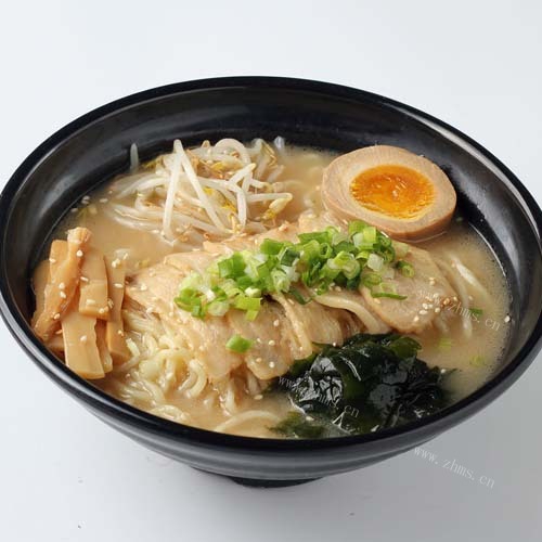 特色的日本拉面 