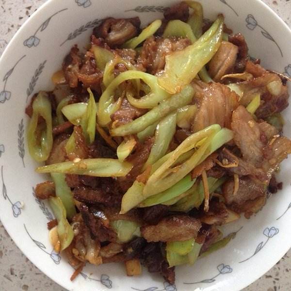 美味的农家小炒肉