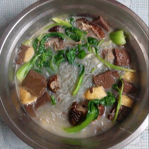 暖胃的老鸭粉丝汤