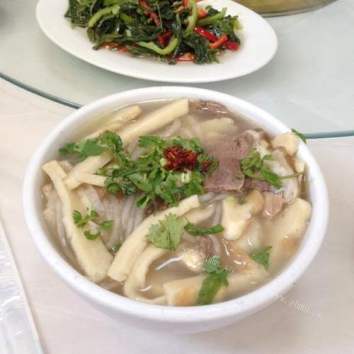 新鲜美味杂碎汤