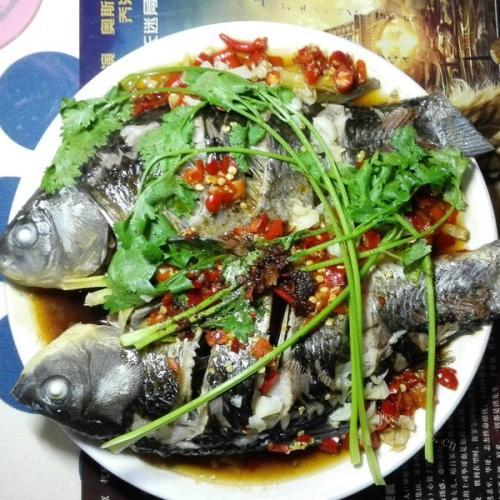蛋清芙蓉鲫鱼