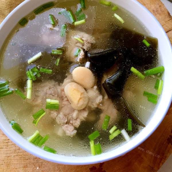 家常补血海带豆芽排骨汤