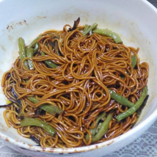 「DIY美食」葱油拌面的做法