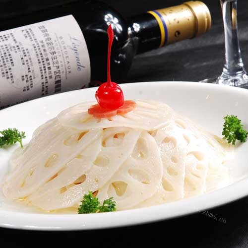 常吃不腻的清炒藕片