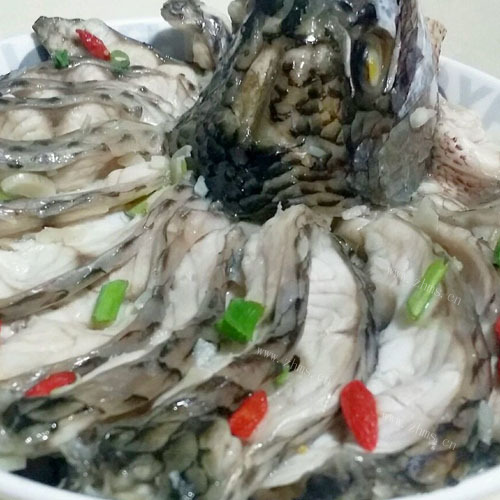 四溢的清蒸罗非鱼