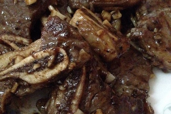 美味的黑椒牛仔骨