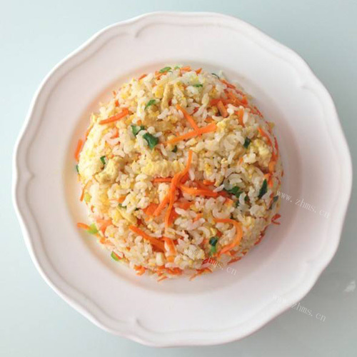 胡萝卜炒饭