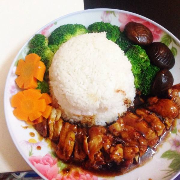 简单版日照鸡腿饭