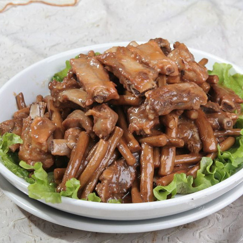 养生茶树菇猪肋骨