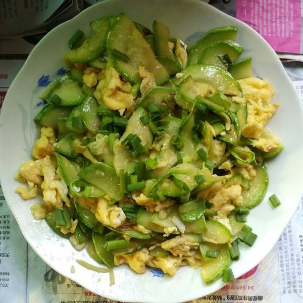 百吃不厌的茭瓜炒鸡蛋