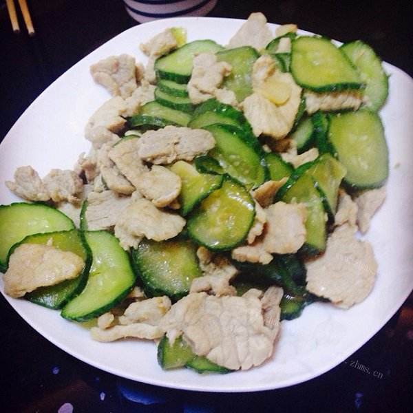 「美味可口」黄瓜炒肉