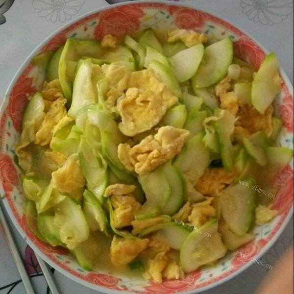 色味俱佳的角瓜炒鸡蛋
