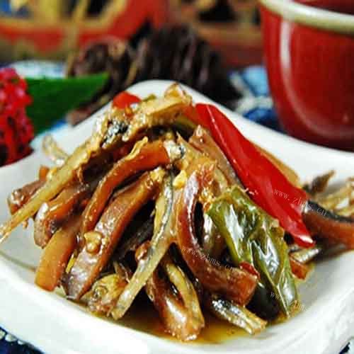 香炒鱼干