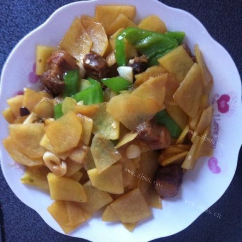 香喷喷的炒土豆片 