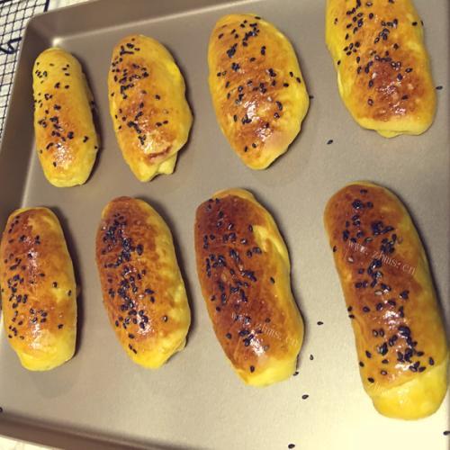 很有食欲的胡萝卜餐包