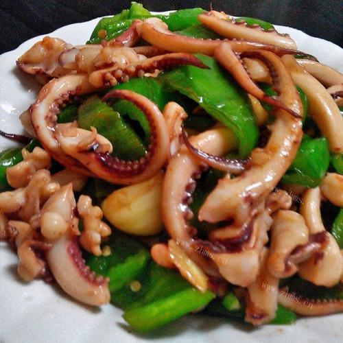 咸鲜的炒鱿鱼须