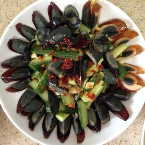 皮蛋拌黄瓜