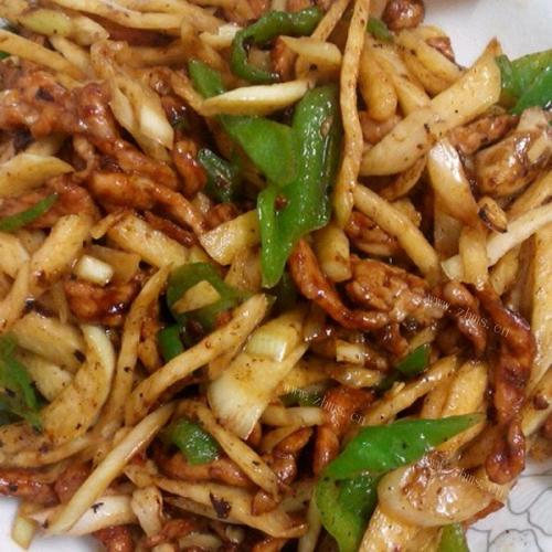 自己做的茭白炒肉