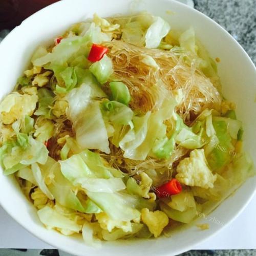 清淡的包菜粉丝 