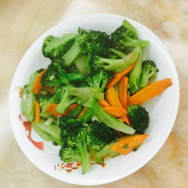 香脆可口的清炒西兰花