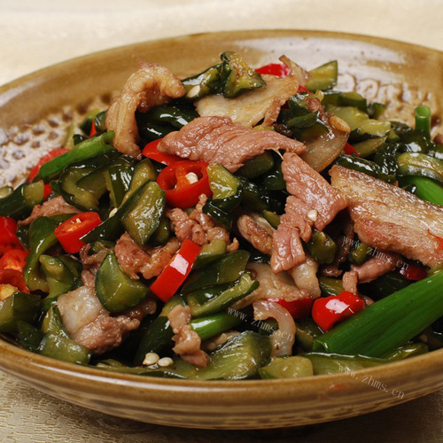 妈妈教我做黄瓜炒肉片