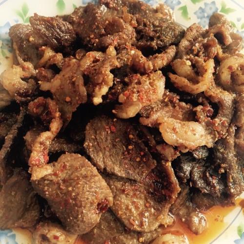 美味的烤羊肉