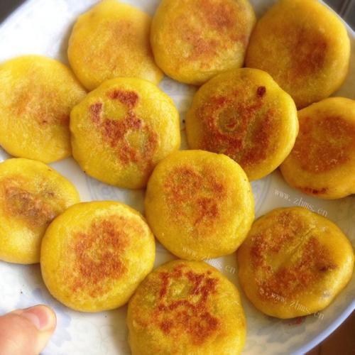 诱人的南瓜饼的做法 
