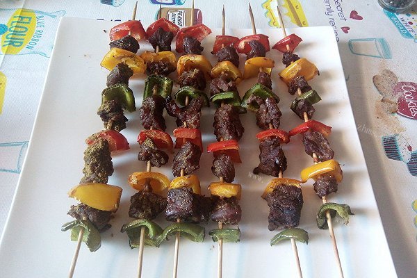 向花儿致敬狼之子感悟料理-烤肉串