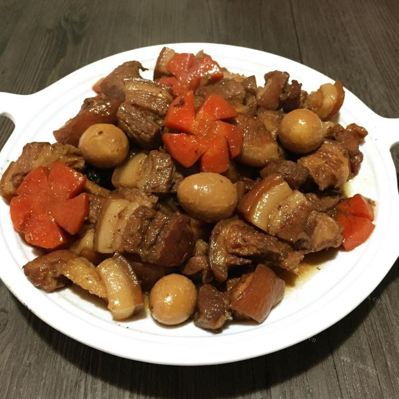 如此诱人的鹌鹑蛋烧肉