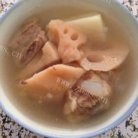 营养的莲藕排骨汤的做法