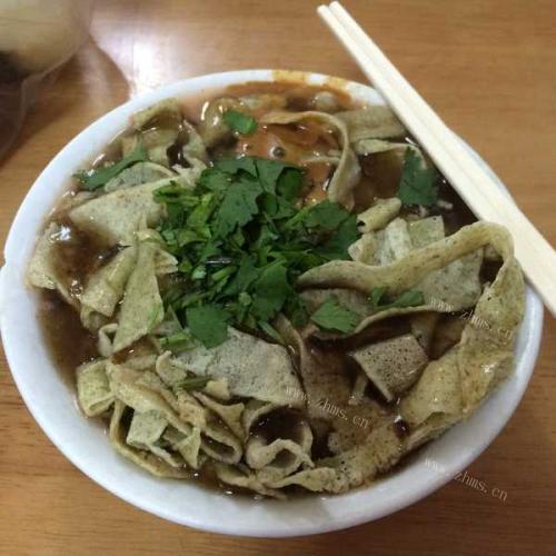 特色锅巴菜 