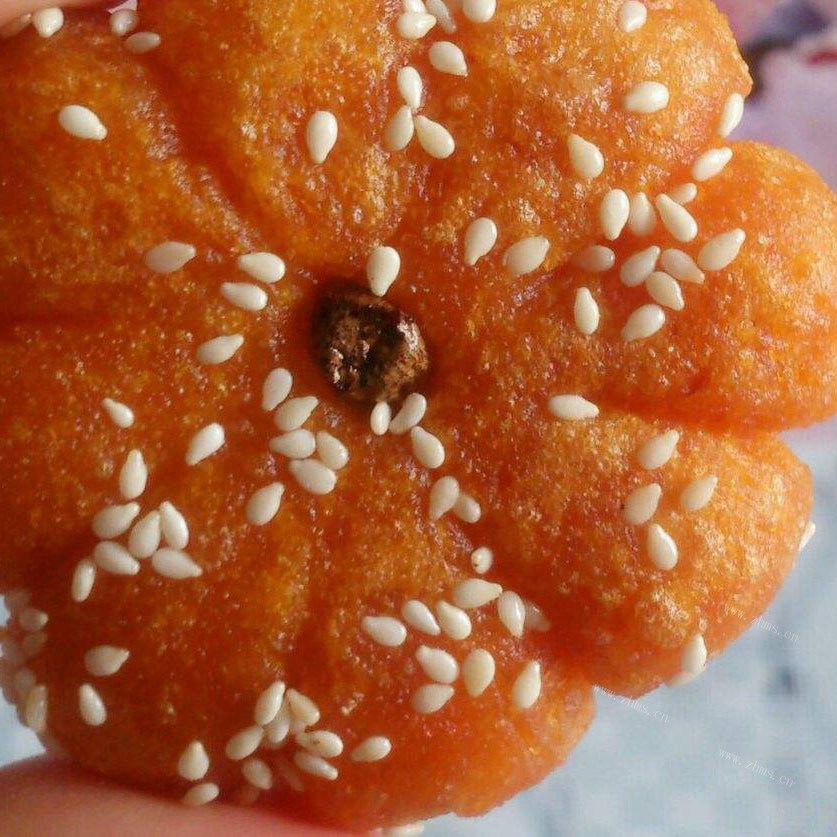 回味无穷的紫薯南瓜饼