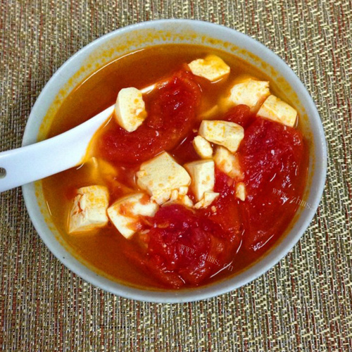 营养美食之西红柿豆腐汤
