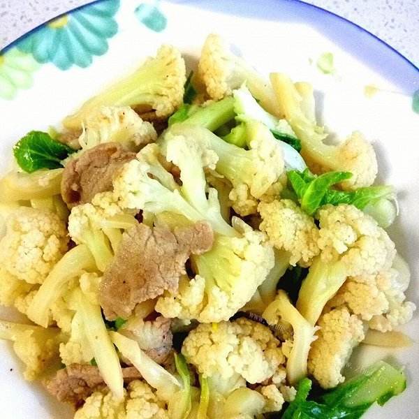 菜花炒肉片