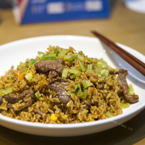 简易的火腿蛋炒饭