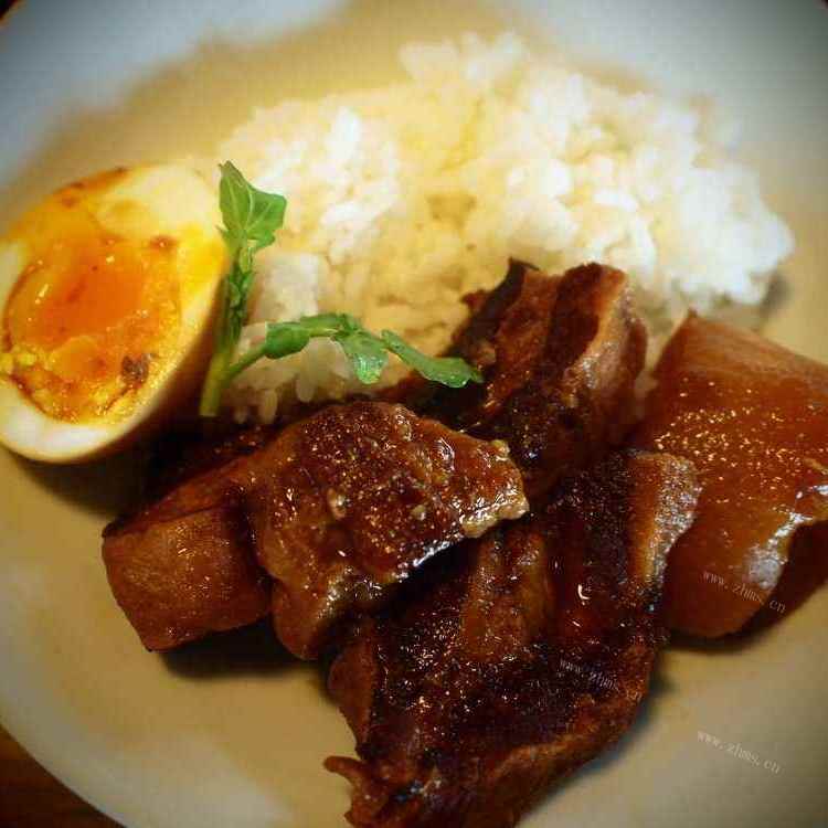 美味焢肉饭