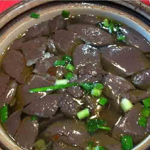 补血鸭血汤