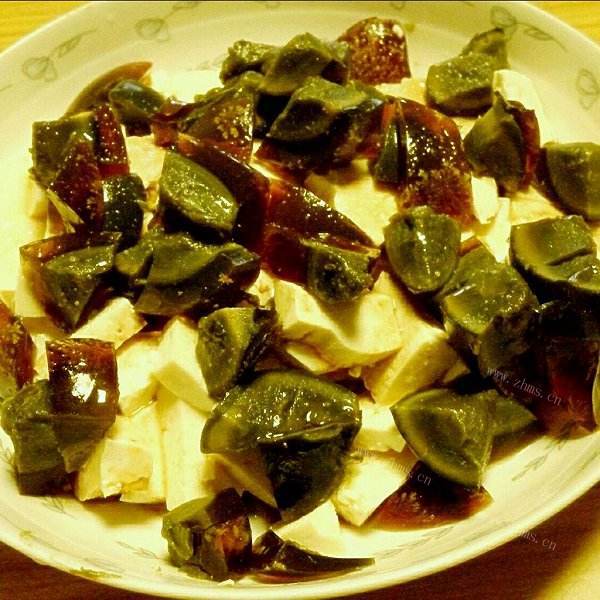 开胃的松花蛋豆腐