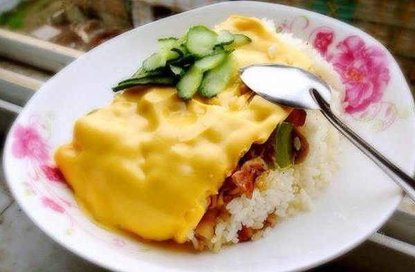土鳖版芝士烟肉盒饭