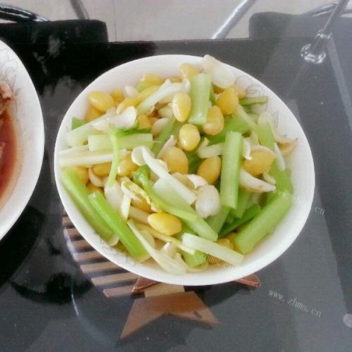 「DIY美食」西芹百合