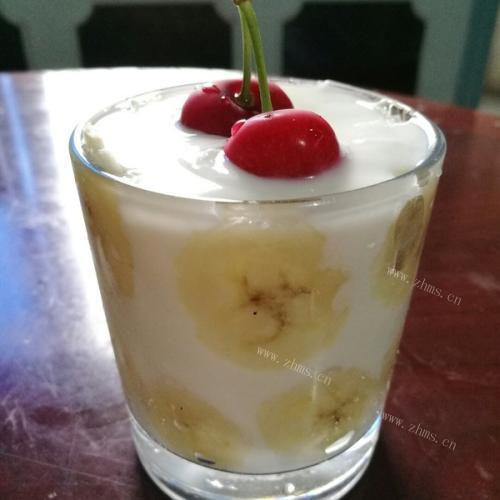 酸酸甜甜的自制酸牛奶