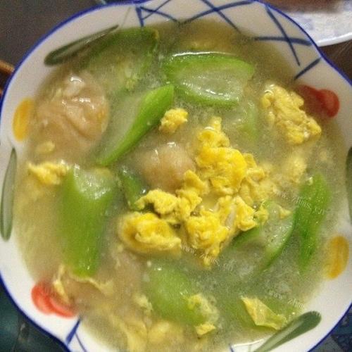 十分诱人的丝瓜蛋汤
