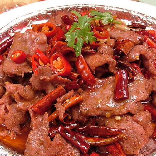 香辣的水煮牛肉