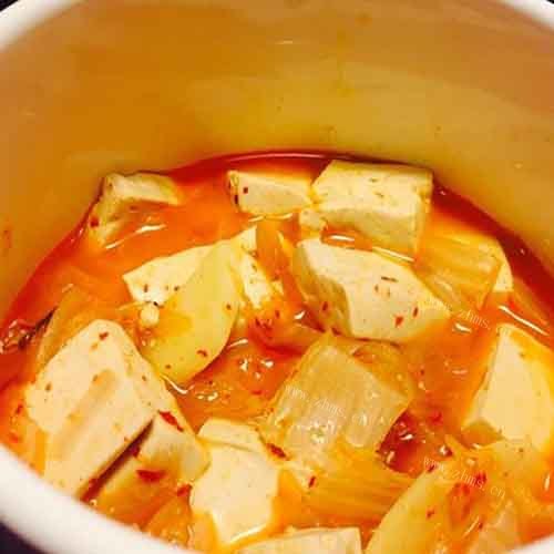 好吃的韩国泡菜锅 