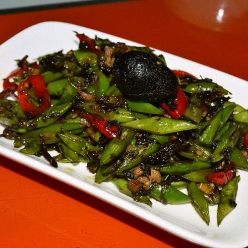 清爽可口的炒甘蓝菜
