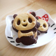 可爱诱人的熊猫饼干