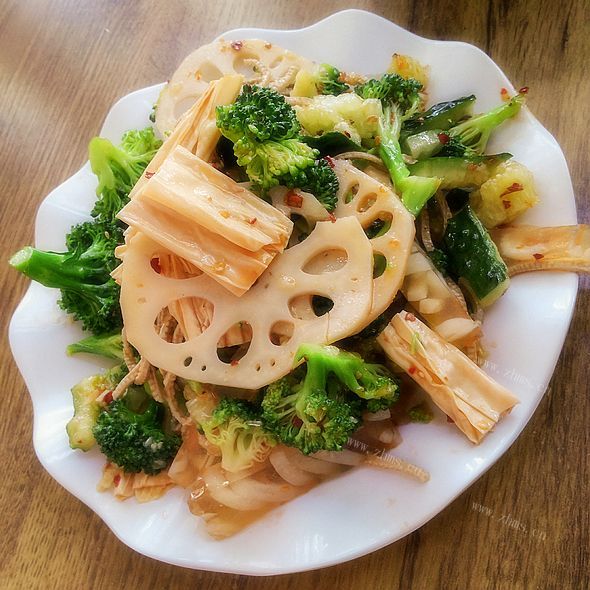 爽脆凉菜拼盘