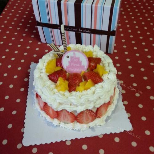 自制生日蛋糕