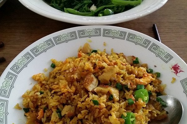 家常版咖喱牛肚炒饭